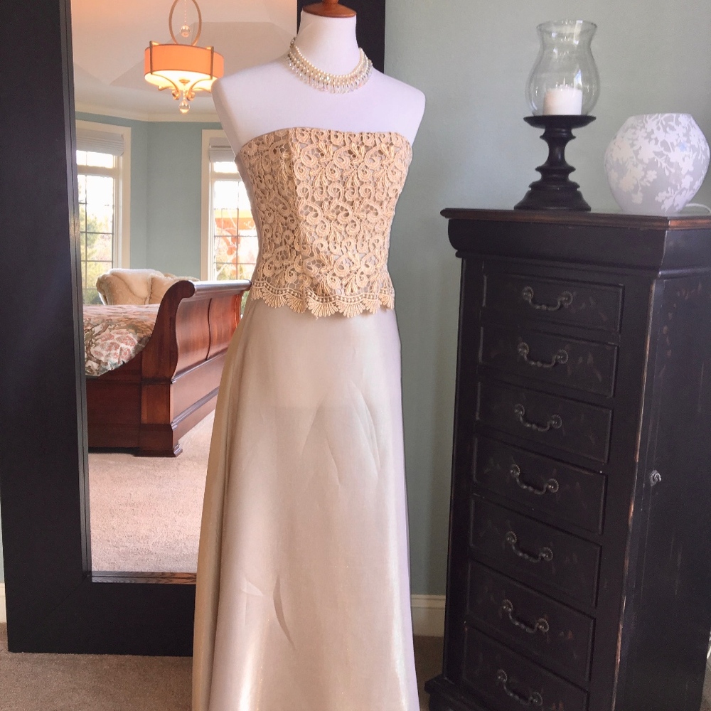 Scott McClintock formal dress gold Petite Size 4